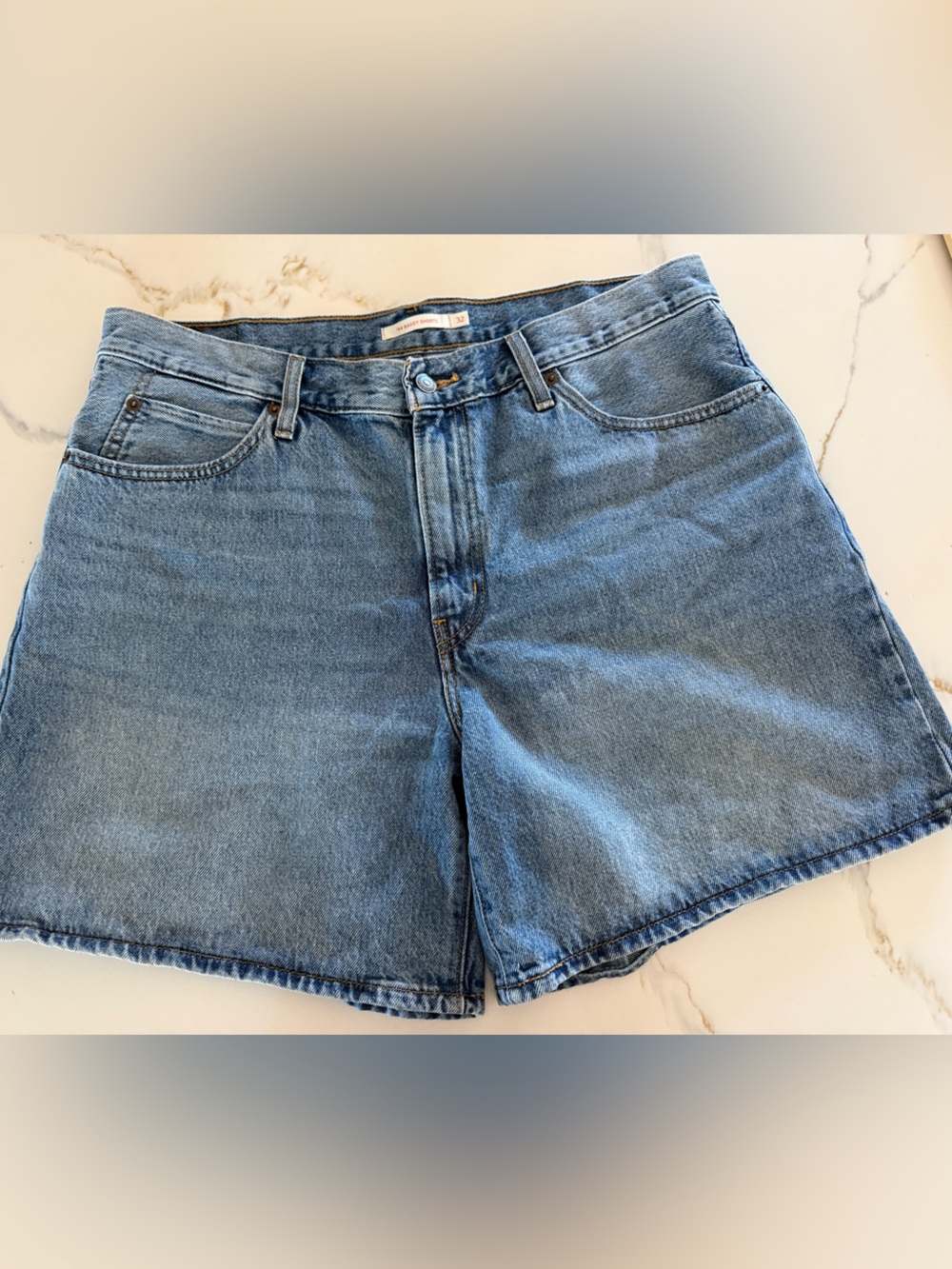 Levi’s ‘94 Baggy denim shorts/jorts - 32
